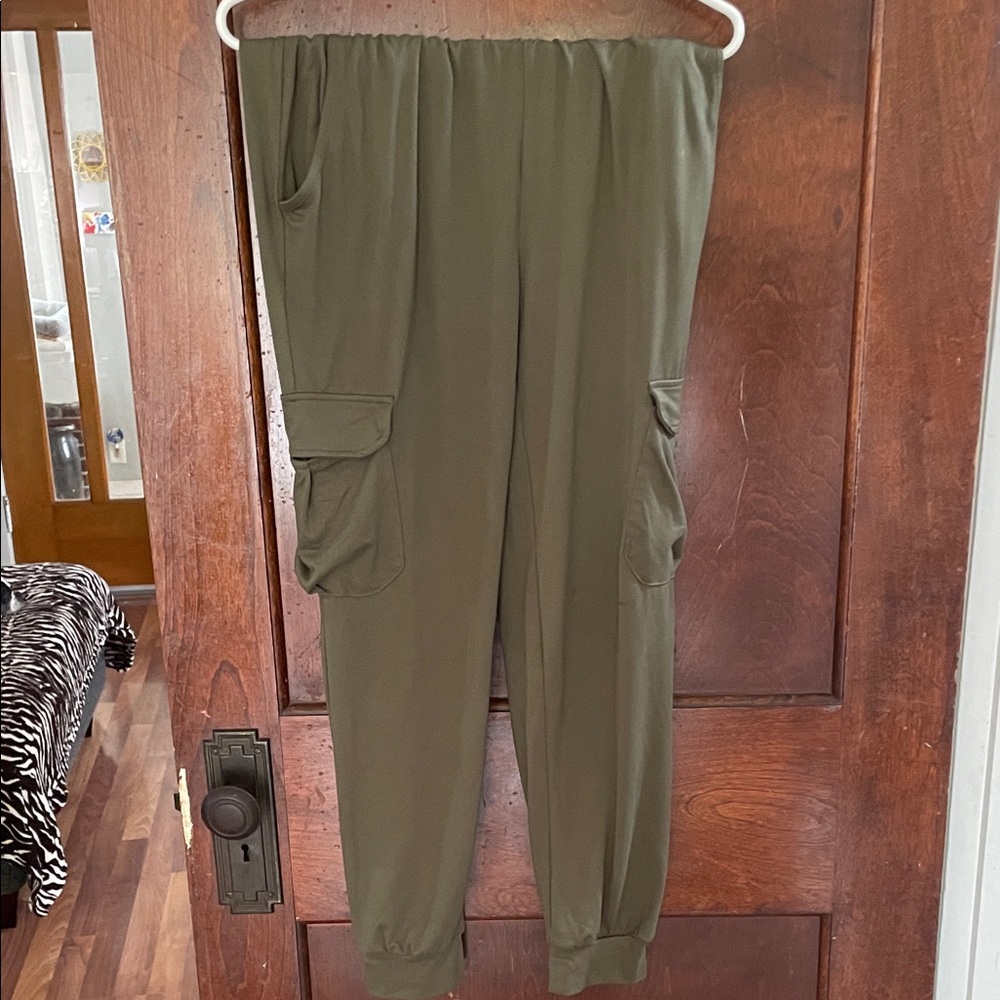 Women's Olive Green Cargo Trousers